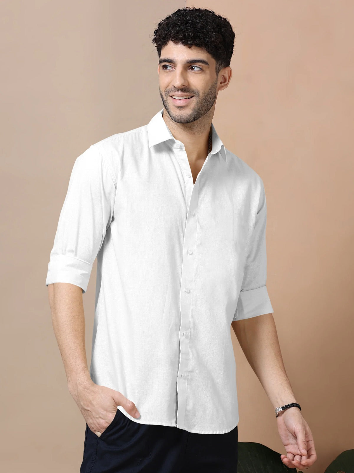 Men Slim Fit Solid Casual Shirt